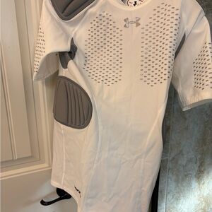 Under Armour White and Gray Short Sleeve Tee